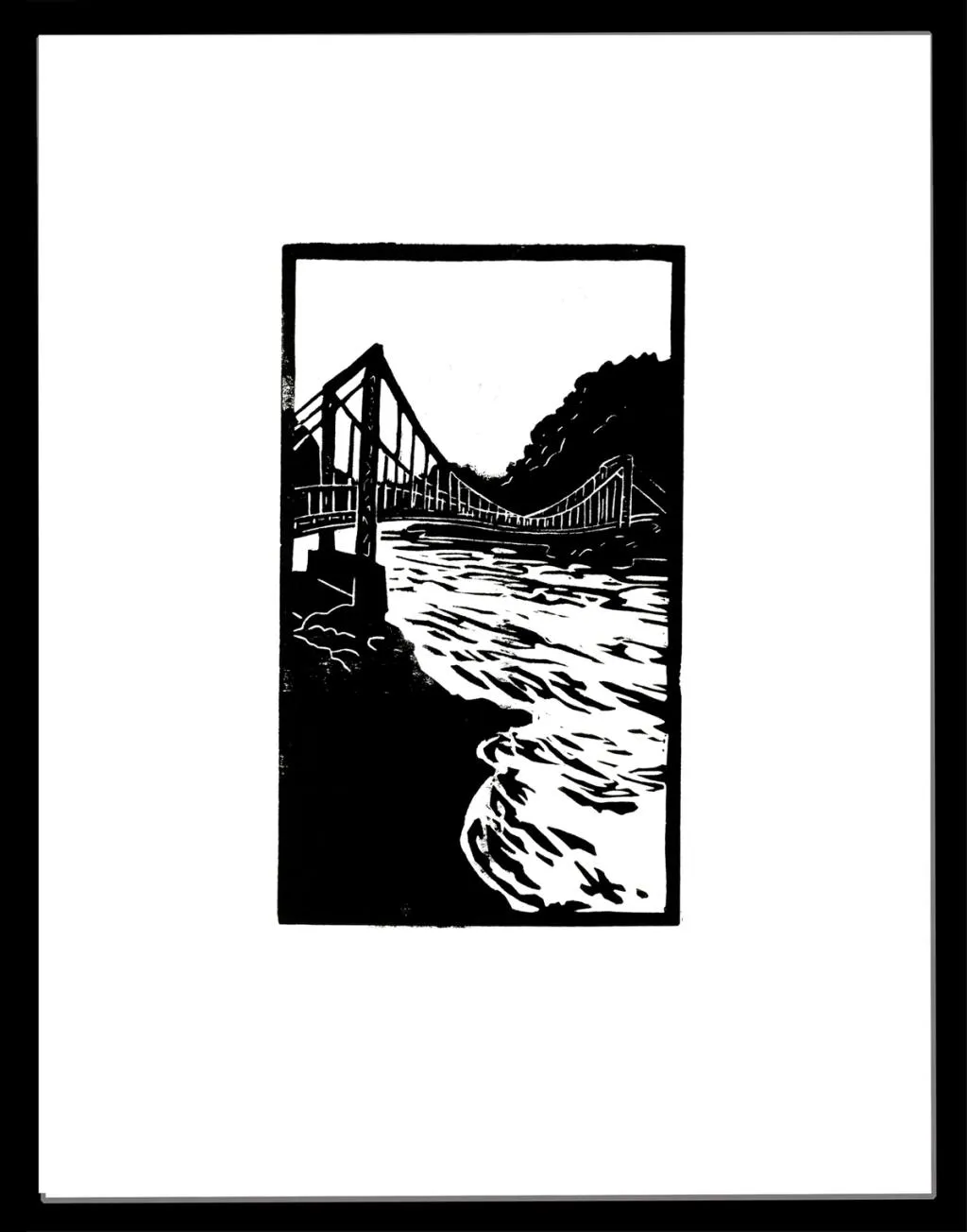 En hengebro over en stri elv