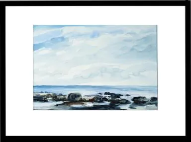 noen steiner ligger i strandkanten