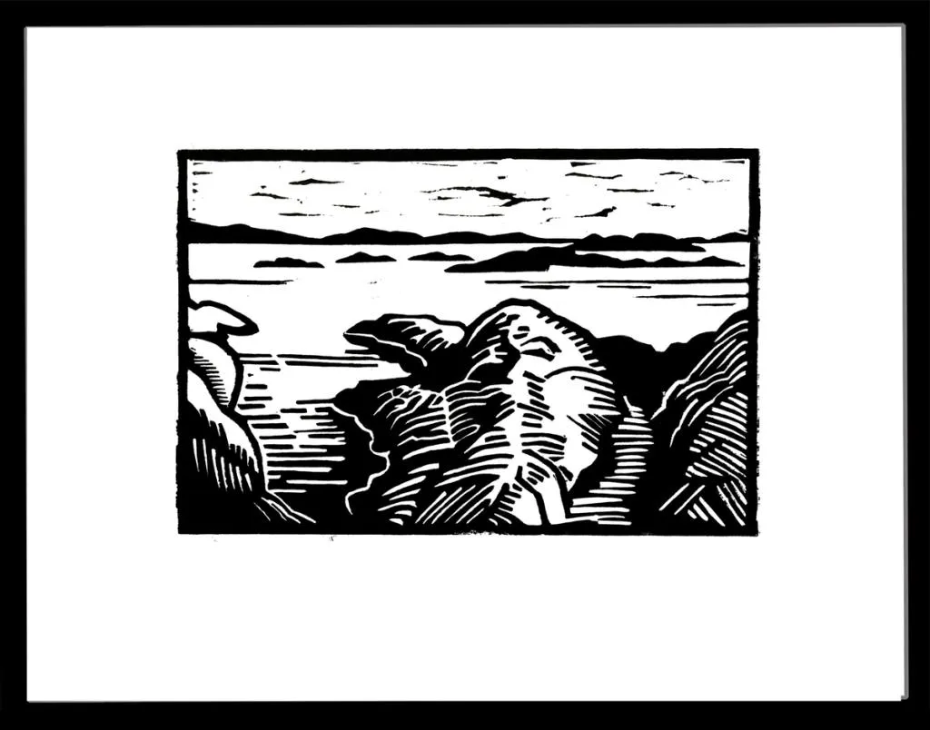 utsikt fra land mot holmer og skjær