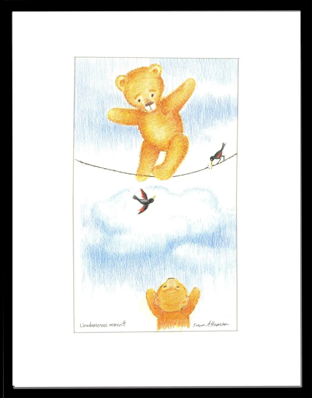 En leke-bamse som danser på en line mens en fugl hakker i stykker tauet.