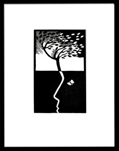 øverst er et tre der bladene blåser av under er det et ansikt med en sommerfugl i øyet 